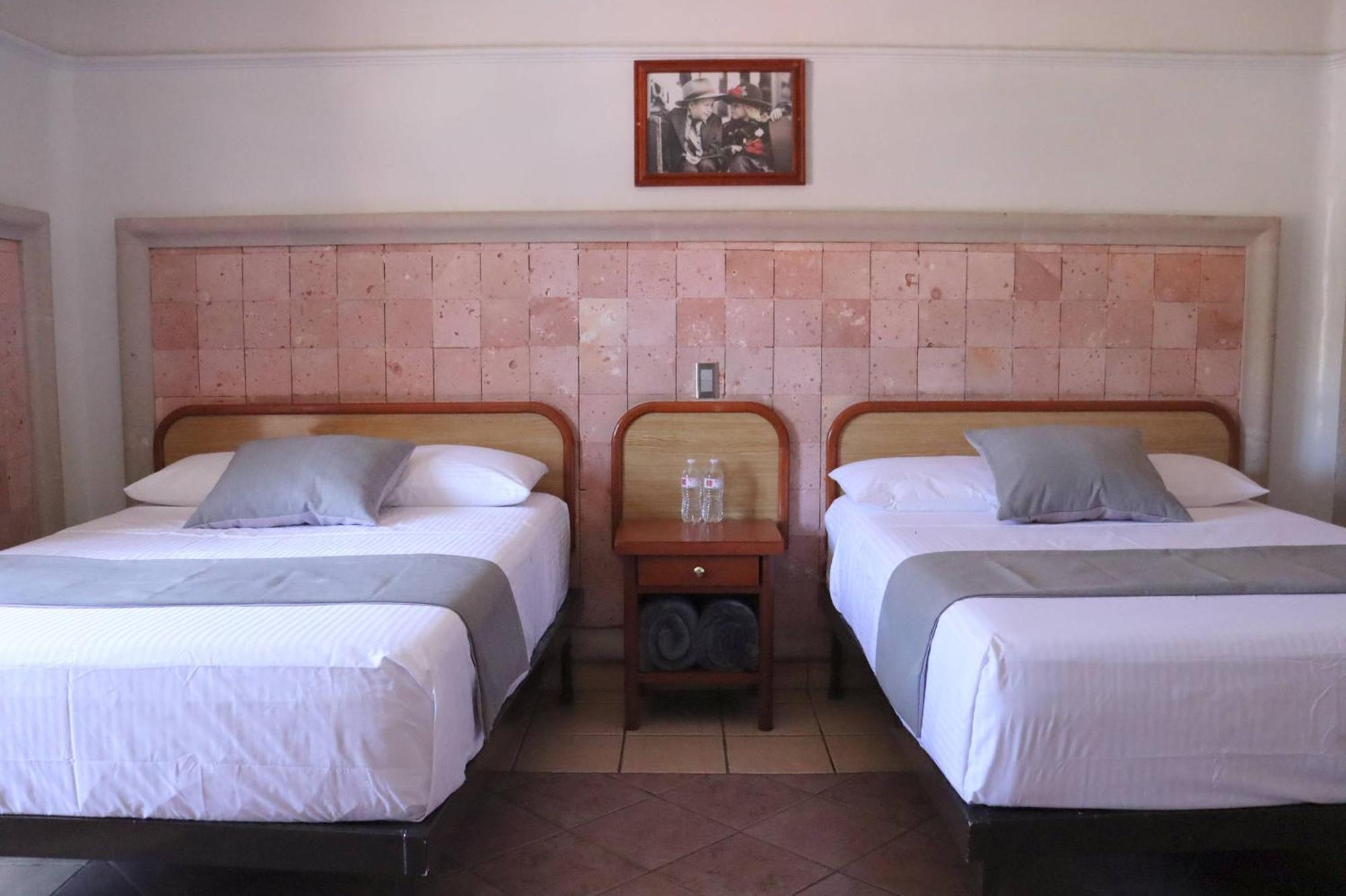 Hotel Riviera San Juan de los Lagos Exteriör bild